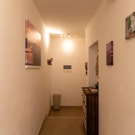 Sm32 Pacinotti Apartment